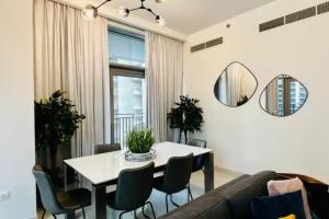 Luxurious Downtown Apt. with stunning views Hotel, Dubai