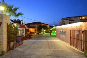 Sousouras Hotel, Hanioti