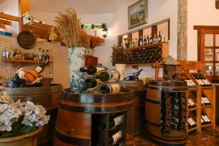 Swiss Valley Hip Resort - 45