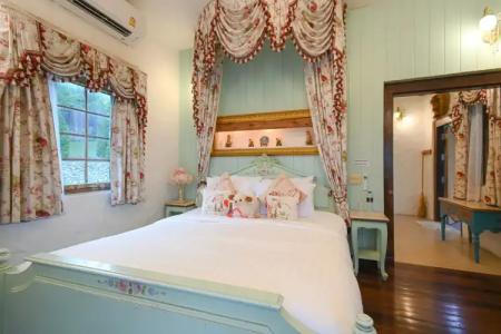 Swiss Valley Hip Resort - 7