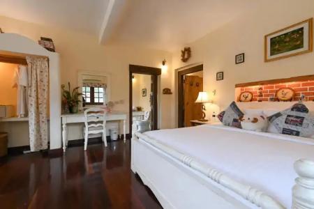 Swiss Valley Hip Resort - 24