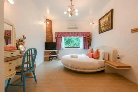 Swiss Valley Hip Resort - 17