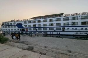 Hotel Luxor Nile Cruieses, Luxor
