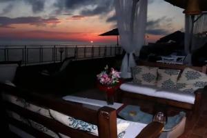 Sunset VIP House, Anzio
