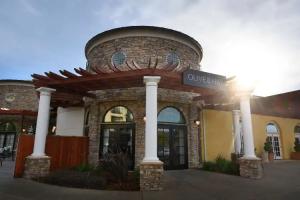 Grand Reserve at The Meritage, Napa