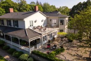 The Old Bank House Bed & Breakfast, Niagara-On-The-Lake