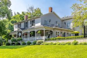 The Old Bank House Bed & Breakfast