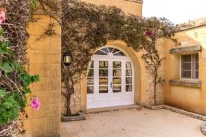 Gozo Village Holidays, Victoria