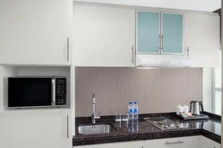 Leva and Suites, Mazaya Centre - 123