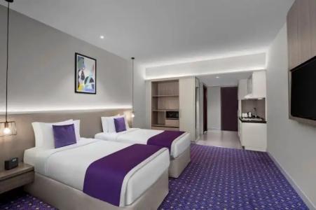 Leva and Suites, Mazaya Centre - 110