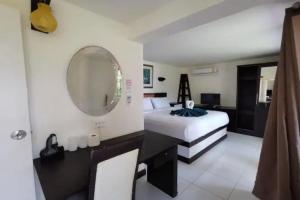 On The Hill Resort, Karon