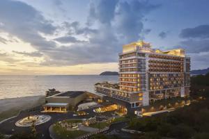 PARKROYAL Langkawi Resort, Pantai Tengah