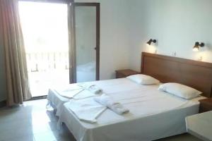 Golden Sun Hotel, Kokkari