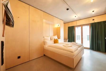 Kitz Boutique & Restaurant - 3