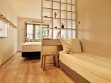 Compact Courtyard View Double Suite