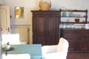 Villa in Private Estate,shared Pool,parking,3km to Ponte Vecchio, Florence