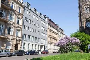 Apartment Hotels