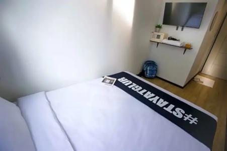 Glur Phuket Patong Beach - 95
