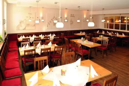 & Gasthaus DAS RÖHRL Straubing - 11