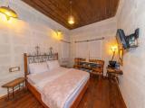 2 Bedrooms Standard Family room