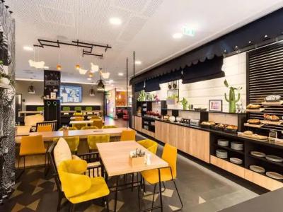 the niu Cobbles - 12