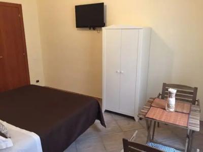 Naples To Live - 18