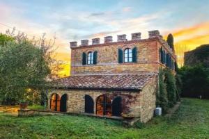 villa montalcino palazzina castelverdelli, Siena
