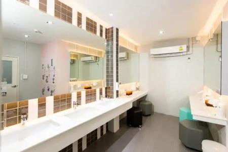 Siam Stadium Hostel - 38