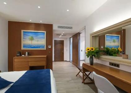 Nana Princess Suites Villas & Spa - 82