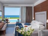 Honeymoon with SoulSauna and Gym Double Suite with Private Pool