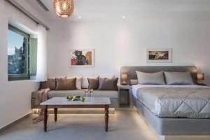 Elements of Caldera Suites, Akrotiri