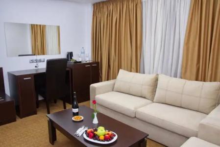 Breeze Boutique Athens - 12