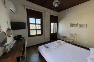 Captain Vasilis Hotel, Chania Town