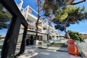 Azur Hotel, Athens