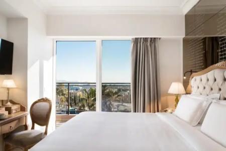 Legacy Gastro Suites - 113