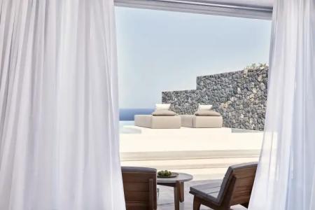 Canaves Oia Epitome - Small Luxurys of the World - 7