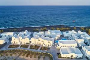 Costa Grand Resort & Spa