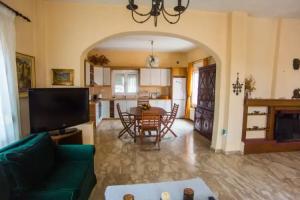 D-George's apartments by the Sea and Airport, Porto Rafti