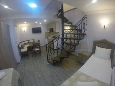 Harbour Suites Old City - 10