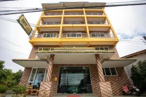 KritshanaJPR 3 K Hotel, Trat