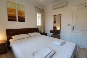 Villa Redpine 5, Goecek