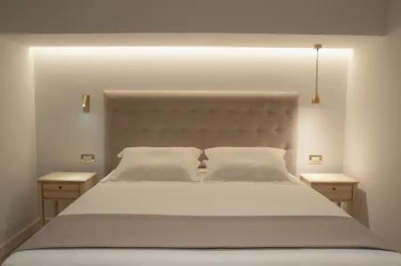Acropolian Spirit Boutique - 6
