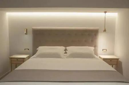 Acropolian Spirit Boutique - 69