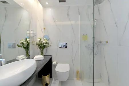 Acropolian Spirit Boutique - 8