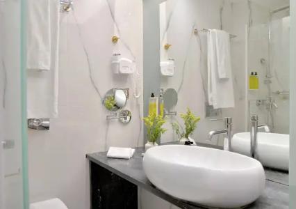 Acropolian Spirit Boutique - 9