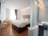 Superior Double room with city view