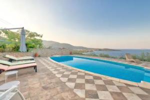 Villa Bamour With Paradise View, Palaia Epidhavros