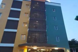 The Parawood Natrang Hotel, Trang