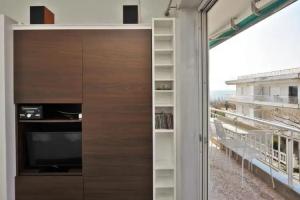 Themis 40 steps from beach, Paralia Dionysiou
