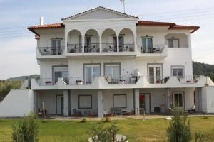 Zephyros Family Apartments 1, Ormos Panagias